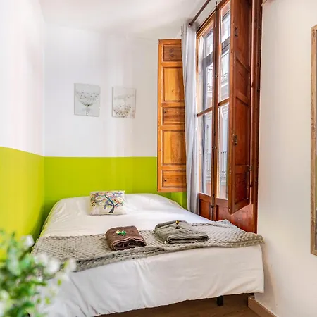 Rentitspain - - Corazon De A Minutos Del Centro *